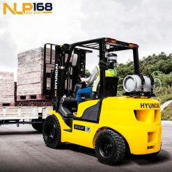 Hyundai 30DF-7 diesel forklift