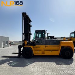 Xe nâng dầu Hyundai 180D-7E